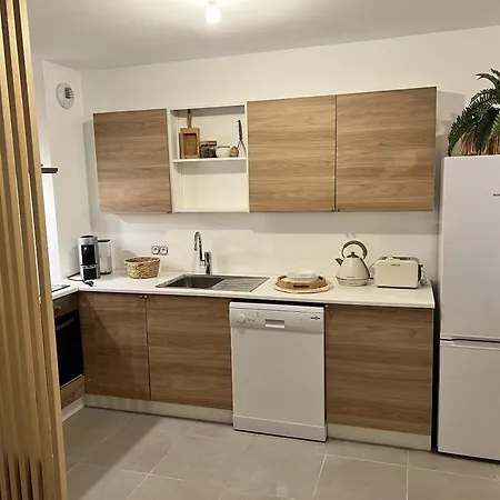 Le Clos Du Moulin 3, Home With Garden, 3 Bedroom (Adults Only) Entraigues-sur-la-Sorgue Extérieur photo