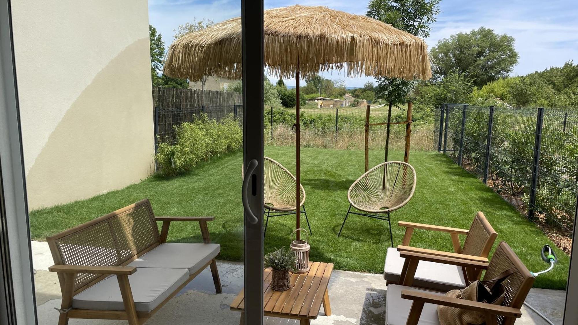 Le Clos Du Moulin 3, With Garden, 3 Bedroom (adults Only) *